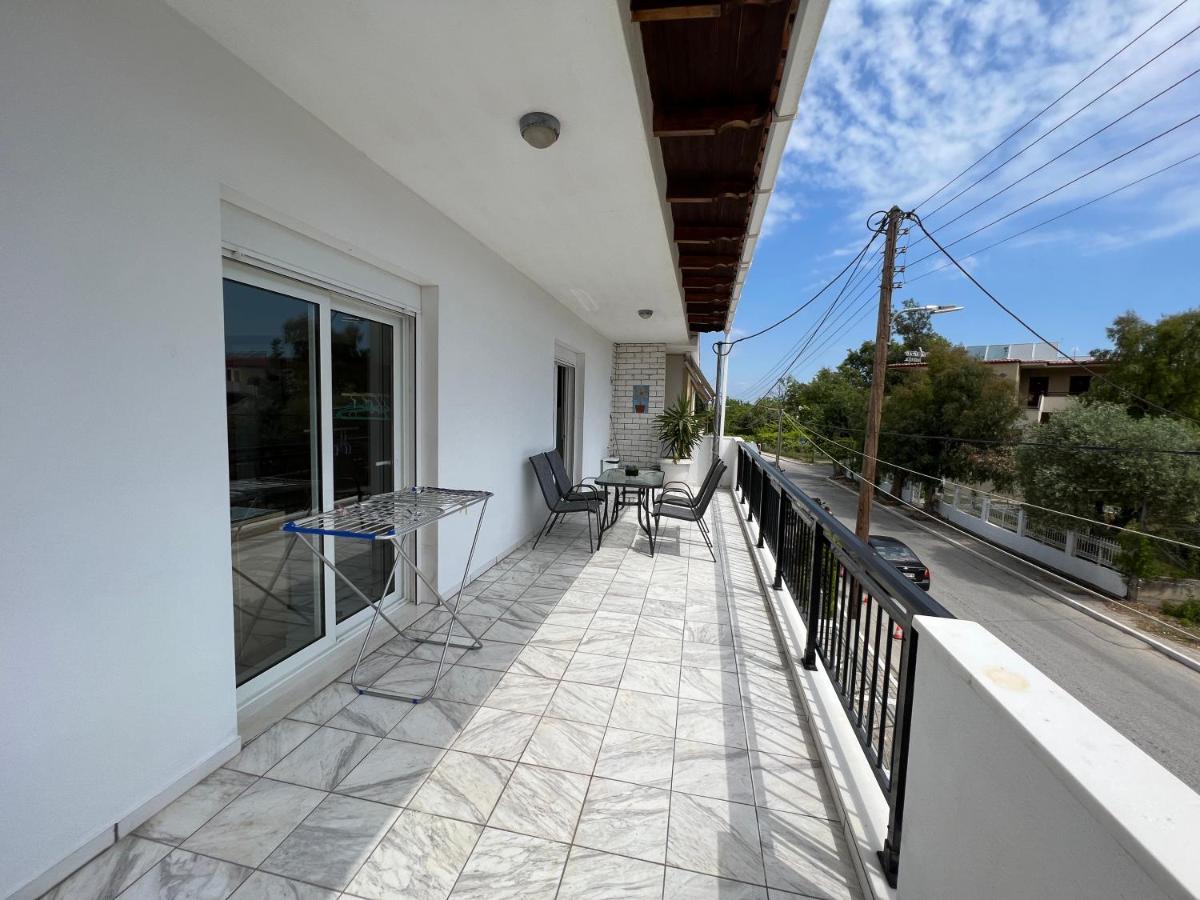 White Apartment - Thassos Town Exterior foto