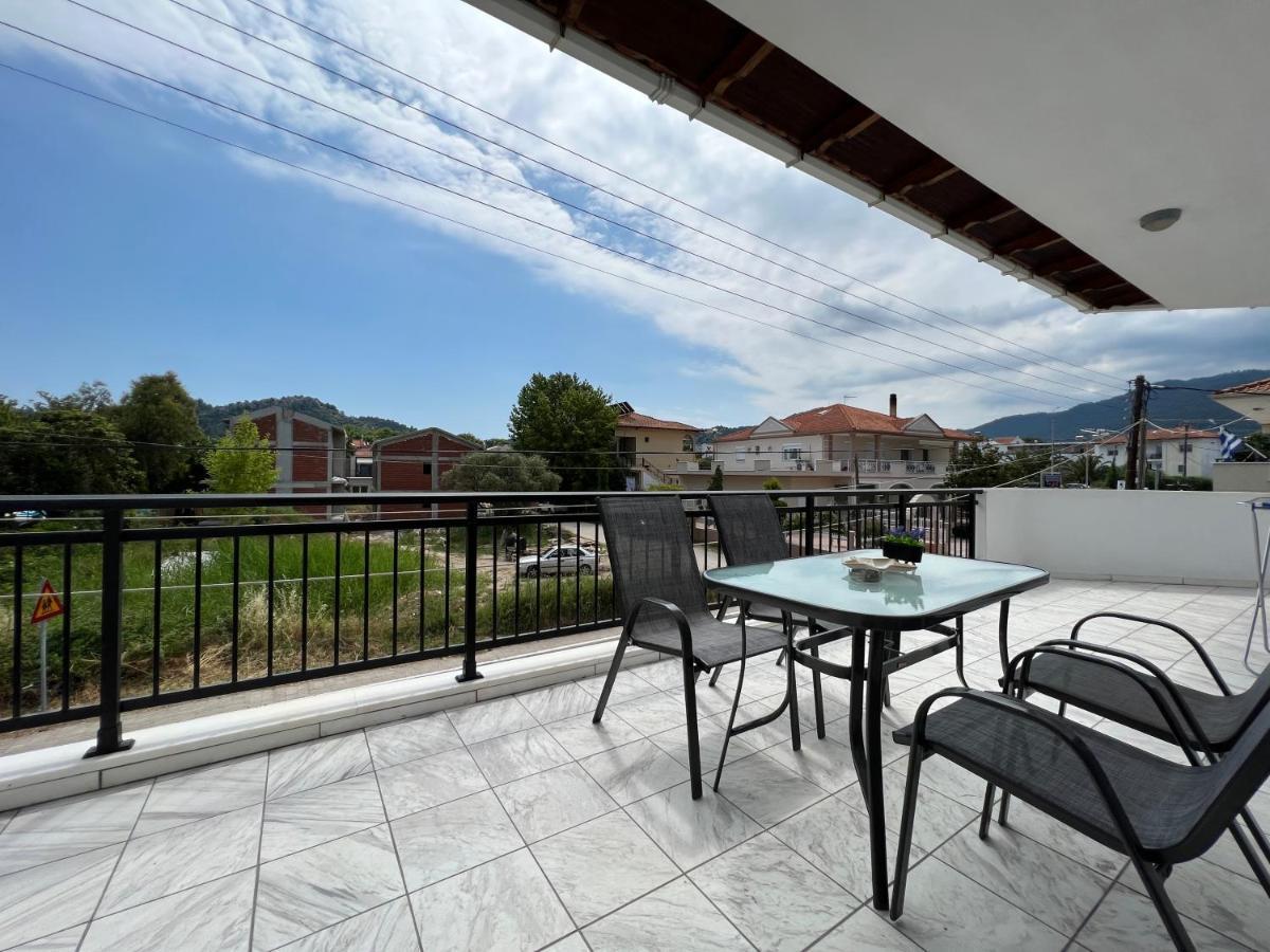 White Apartment - Thassos Town Exterior foto